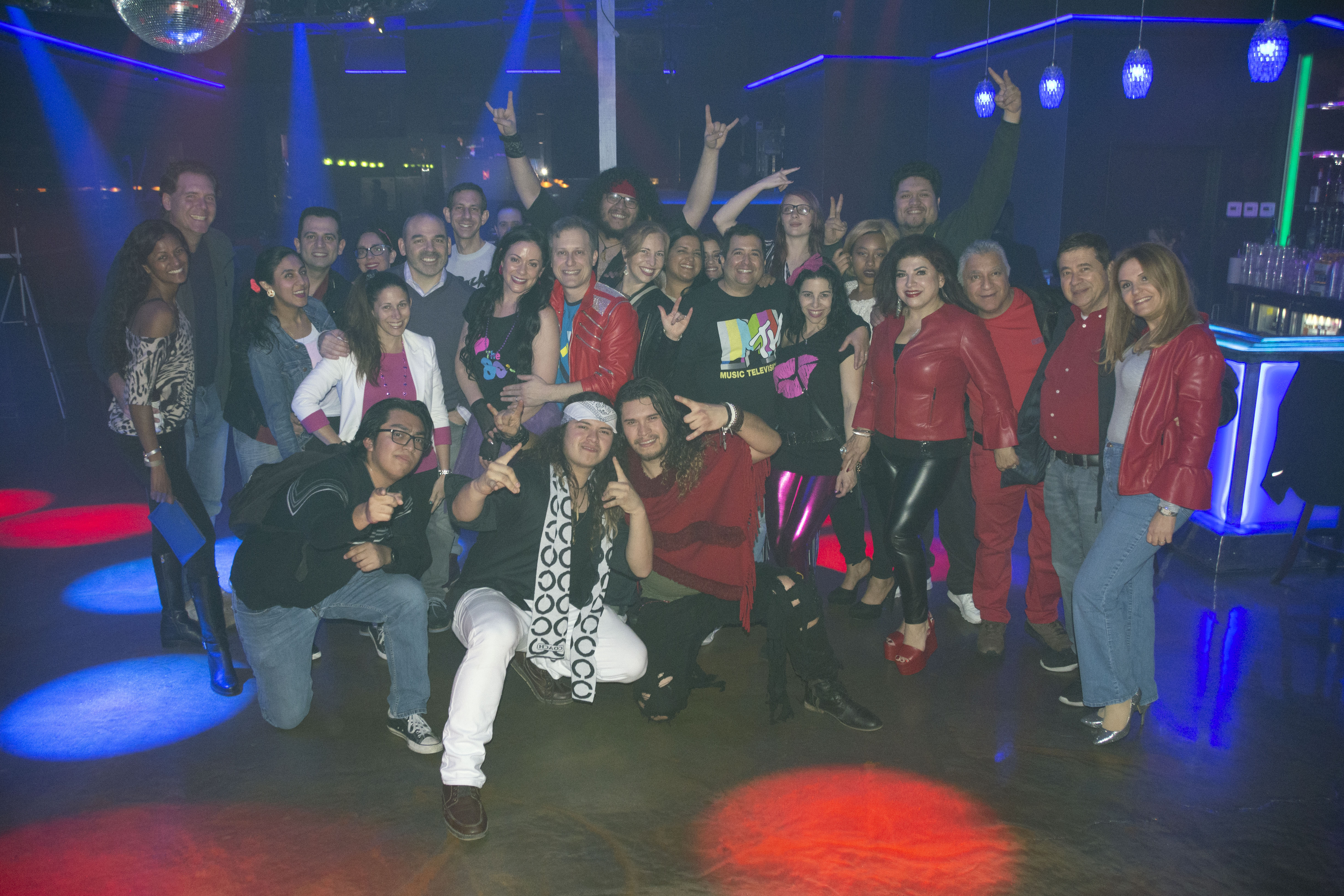 Bay Laurel Parents Enjoy an 80s Night Out