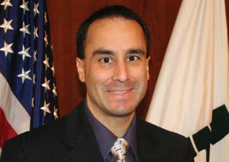 Calabasas Mayor James Bozajian